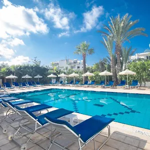 Pavlinia & Lejlighedshotel
